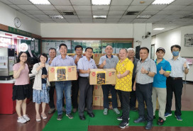 和順工業區廠協會捐贈台電台南平安餅 感謝無私奉獻