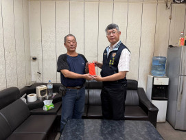澎湖榮服處感謝竣旭企業關懷離島 捐贈遺孤認養金