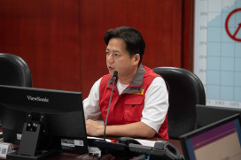 中颱丹娜絲來襲　竹市代理市長邱臣遠主持應變中心宣布7/7停班停課