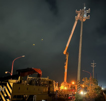 台電新營動員10縣市搶修 電力修復不停歇