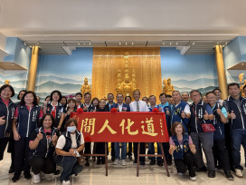 侯友宜土城淨慈寺參拜 祈願國家和諧 社會安定