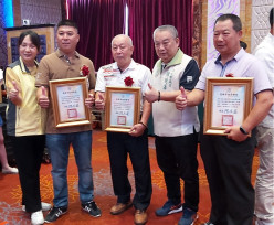 社區英雄受肯定！茄萣區三里長入選114年特優與資深