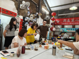 「沖」出人生新香氣！中高齡婦女翻轉職涯 快閃咖啡吧飄出性平新味道