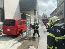 提升防災應變能力 高市消防局於食品公司舉辦消防搶救演練