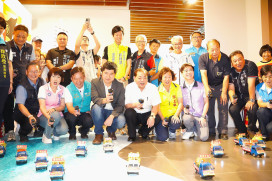 竹縣義民祭豬事大吉義民創藝展開幕　百隻創意彩繪小豬齊聚縣史館