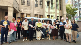 熱心敬老、樂善好施　陳燦榮公益慈善基金會慨捐車輛守護長者交通安全