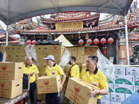 台中樂成宮中元普度 攜手送暖挹注愛心 民眾支持愛心米待用平台  