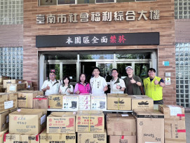 歐政豪牽線台南鞋廠　兩天內募集逾700雙雨鞋送抵花蓮災區