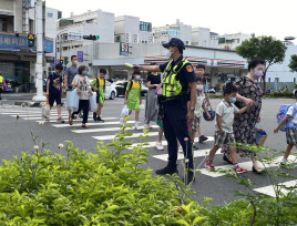 快樂開學去！南警與校方齊心合力維護學童安全