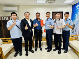 南市軍人服務站王健源顧問慰勞空軍一聯隊戰備辛勞