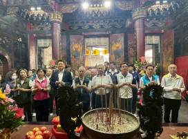 新北接源堂創廟153周年暨新義社110周年  劉和然點燃起馬炮