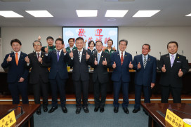 飛虎將軍緣牽臺日友誼　那珂市長、議長參訪臺南市議會