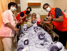 佳里榮家秋節送暖 溫馨慰問關懷住院長輩