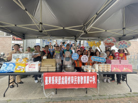 臺東榮服處溫馨送愛 秋節關懷年長榮民