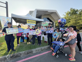 湖內分局設攤熱氣球盛會  宣導人本交通文化與防詐技巧