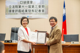 問政獲肯定　徐欣瑩榮獲「口袋國會」監督平台評鑑特優立委兩項殊榮