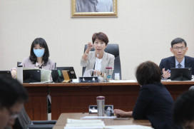 立法委員陳亭妃修法強化中小企業競爭力　團結迎戰國際經濟新局