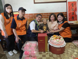 百歲榮民楊奶奶紀壽 金門榮服處偕各界歡欣慶生