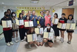 長榮女中育德工家美髮科至佳里榮家義剪 青銀共融展愛心