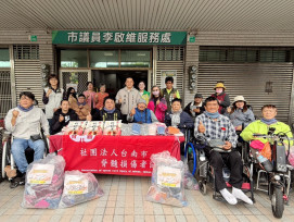 溫暖助復健！李啟維議員號召各界 捐 1830 公斤白米、8 萬元助台南脊髓損傷者