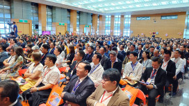 侯友宜頒證謝家長　教育局推AI共育新利器打造幸福校園