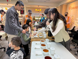 金湖社福中心親子品茗.茶香共樂 以茶文化深化家庭互動學習