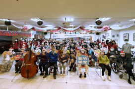 銀青幼世代共融　新竹榮家攜手慈善企業透過創作及音樂陪伴長輩迎聖誕