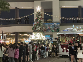 SKM Park Outlets高雄草衙聖誕跨年尾牙三合一  60萬人潮嗨翻天