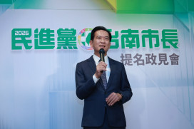 林俊憲政見會提「5％預算翻轉社福」 國中小讀書吃飯免錢、老人免健保費