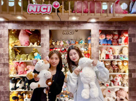 義享時尚廣場攜手誠品生活 打造冬日選集暖心時光