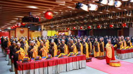 華嚴法會盛大展開為期17 天法筵勝會　師勉弟子穩固根基證菩提