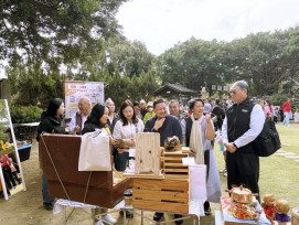 洪申翰部長訪視多元及培力就業計畫　肯定海線一家親協會地方創生成效