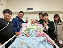 詹雅雯嘉義榮院慰問歌友圓夢 慈善歌后溫馨關懷