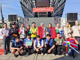 輔英科大化材系攜氣球社點燃上寮里新春熱潮 溫暖送暖迎馬年