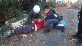 岡山警強勢執法   大貨車疑毒駕撞警15分鐘迅速壓制