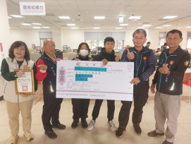 榮服處攜手仁美基金會慰問榮民遺孤見證善舉