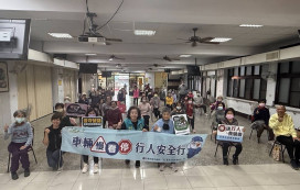 南警歲末關懷  深入社區守護長者交通安全