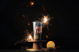 憑電影票根再折 10 元！功夫茶《功夫》聯名飲品「黑霸烏龍奶」優惠一次看