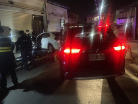 男子毒駕違規拒檢連闖紅燈  岡山警方壓制逮人