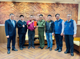 軍人服務站王健源顧問慰勞砲訓部臺南憲兵隊辛勞