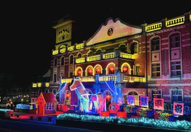 廢棄水帶變身5米祥龍迎春！金門消綠能創意驚豔亮相