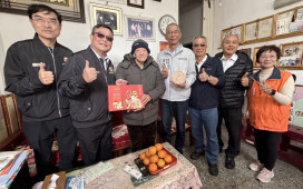 金門榮服處關懷資深老兵 向國寶級榮民提前賀節