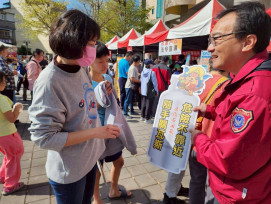 南消走入年貨大街 守護府城圍爐瓦斯安全