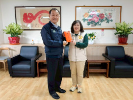 臺南榮服處攜手欣桃天然氣至榮民之家 歲末愛心送暖