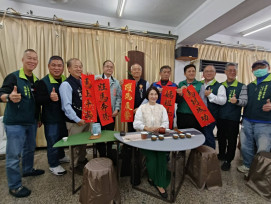 安平開台天后宮辦迎春活動 揮毫贈春聯、品茗迎丙午馬年