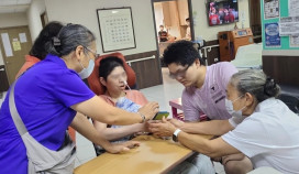 新北市社會局持續關懷弱勢族群　七星社福中心協助安置家庭線上團圓