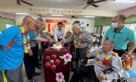 屏東榮家溫馨3月慶生會 住民長輩歡喜同賀