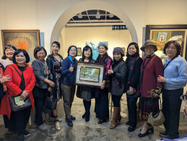 「心筆傳情」李盈瑩個展 公益義賣暖人心