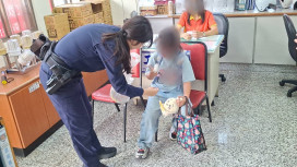 一只手錶牽動親情　小港警民互動成最動人的守護故事