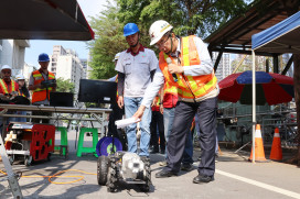 結合AI科技防洪 南市府驗證操作TV車檢視下水道清淤成效  